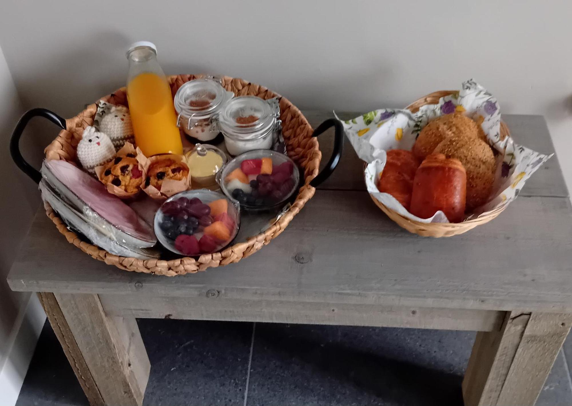 'T Huske Bed & Breakfast Werkendam Bagian luar foto