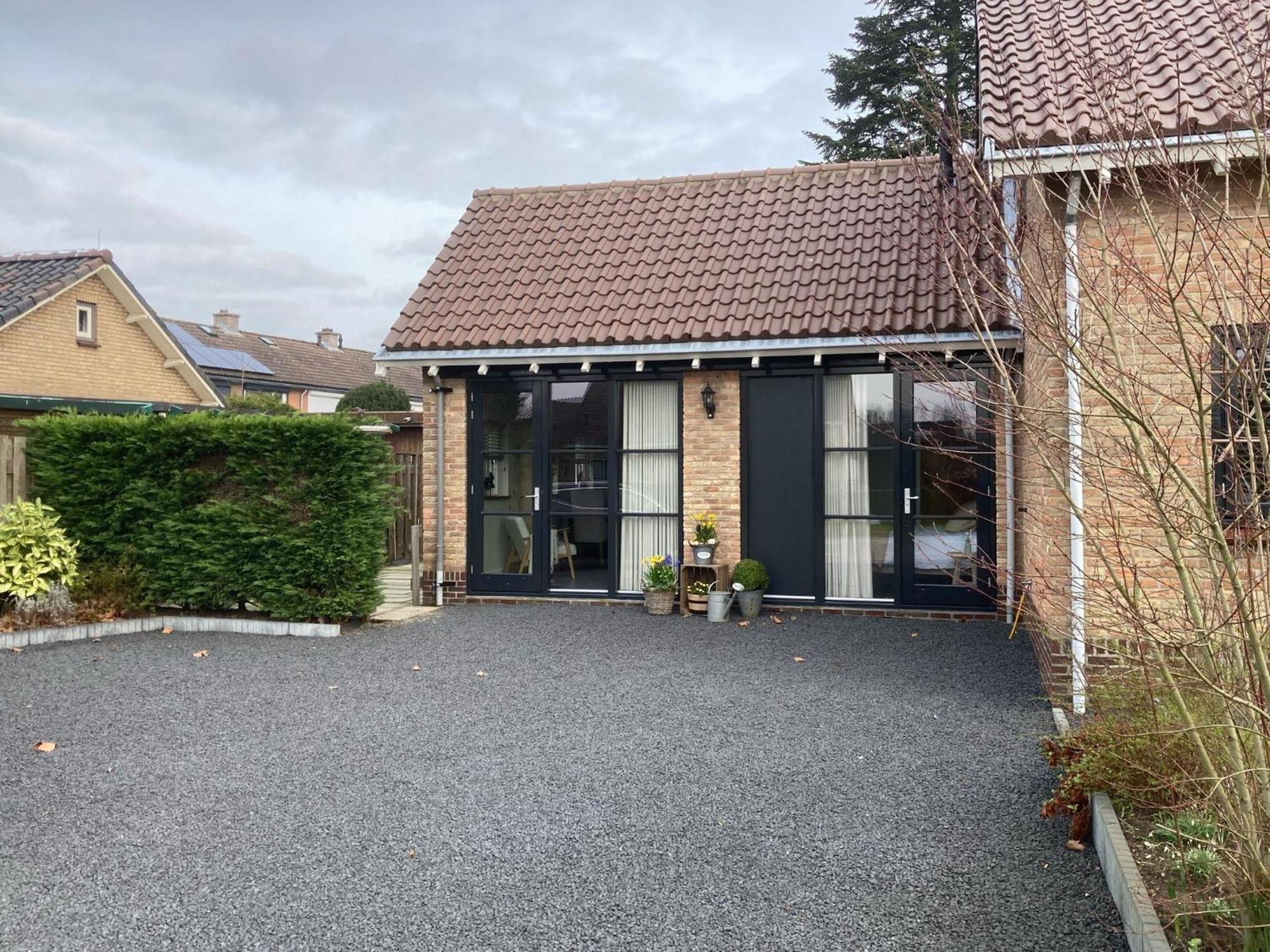 'T Huske Bed & Breakfast Werkendam Bagian luar foto